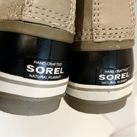 Sorel NWT Joan of Arctic Suede lace up  Fur trimmed boots size 9.5 taupe - Picture 6 of 10
